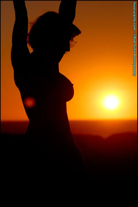 Thick Athletic MILF Strips Out of Her Lingerie on the Sand – photo 11 of 15