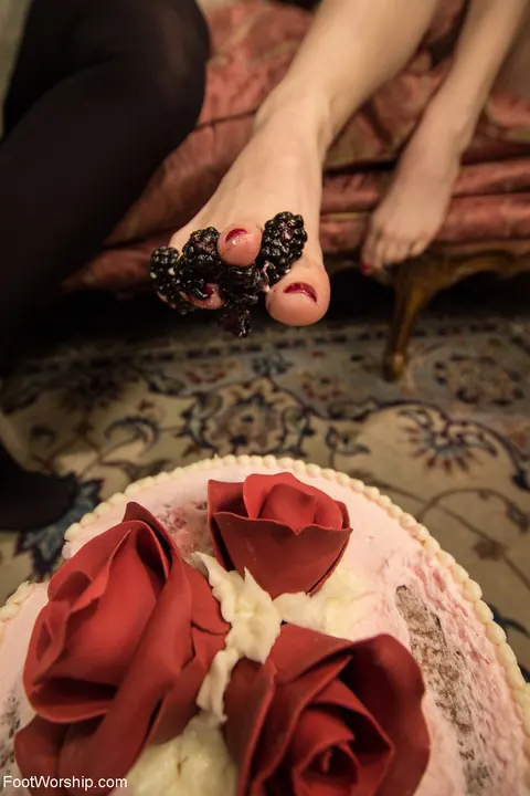 Maitresse Madeline Marlowe: Petite Redhead in Lesbian Bondage and Foot Worship – photo 11 of 21