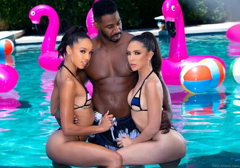 Alexis Tae: Brunette Ebony Woman Has Anal and Fisting in the Pool Threesome – photo 4 of 15