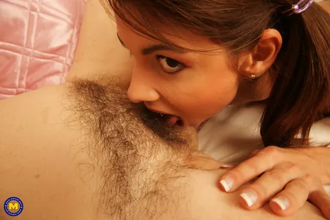 Petite Slim Woman Licks Curvy Mature Hairy Pussy – photo 16 of 21