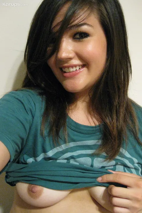 European Brunette Takes Mirror Selfie Spreading Her Ass – photo 6 of 20