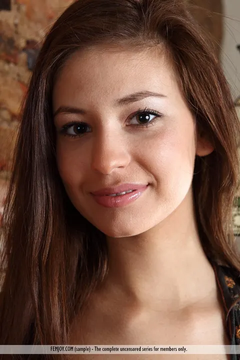 Irina J: Thick European Brunette Poses Nude and Spreads Her Shaved Pussy – photo 2 of 16