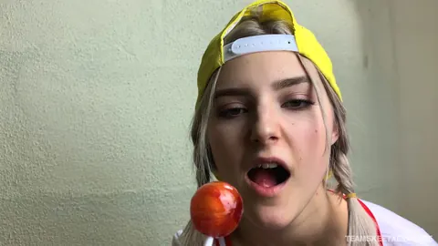 Eva Elfie: Russian Blonde Sucks a Lollipop and Strokes Cock – photo 4 of 21