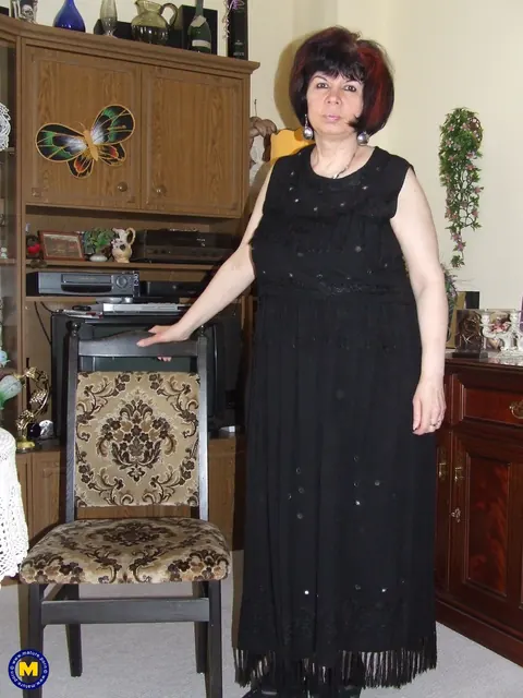 Chubby Mature European Keeps Stockings On – photo 1 of 20