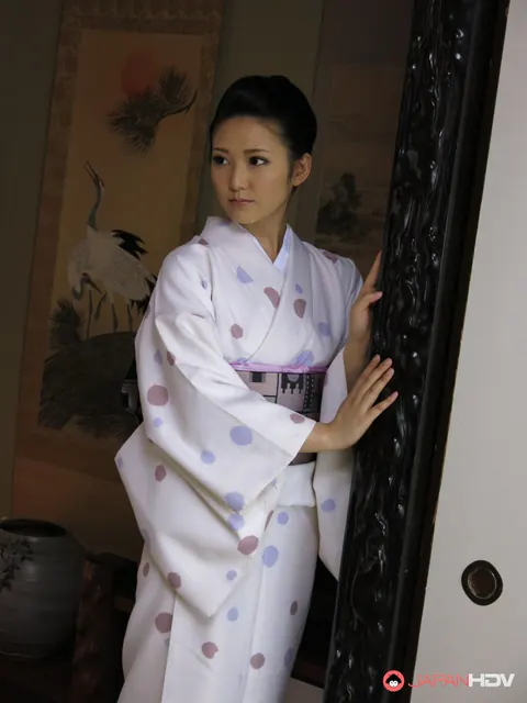 Japanese Woman Sucks and Rides Black Cock – photo 2 of 20