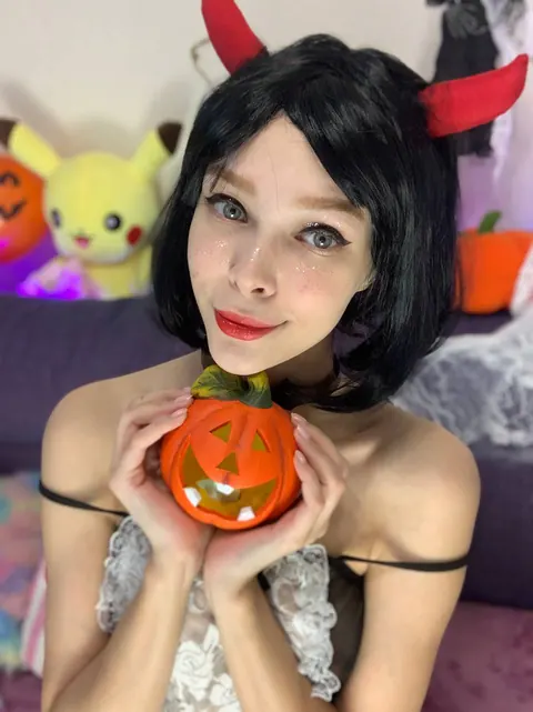 Short-Haired PAWG in Cosplay Lingerie Poses and Spreads – photo 11 of 11