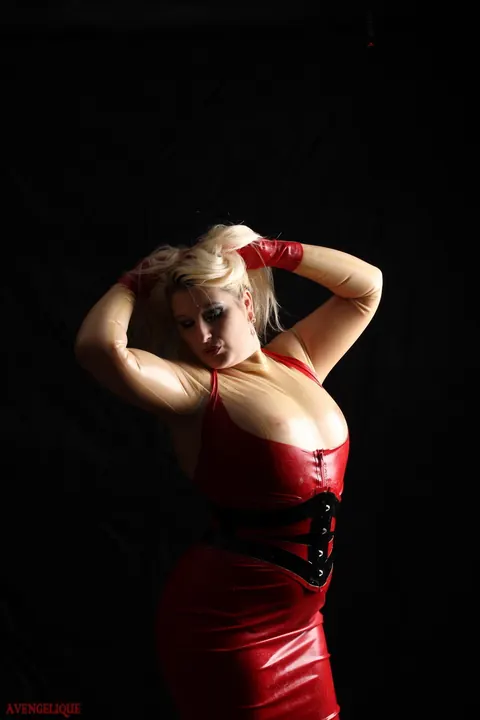 Blonde with Big Tits Models Latex Dress and Heels – photo 8 of 16