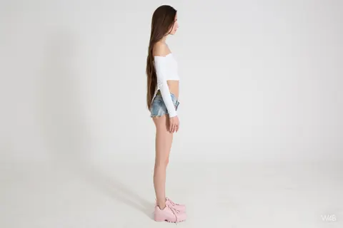 Leona Mia: Skinny Brunette Removes Her Shorts and Spreads Her Legs – photo 2 of 16