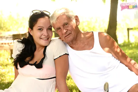 Dolly Diore: Black-Haired Woman in Glasses Deepthroats and Rides Outdoors – photo 3 of 21