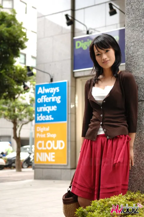 Mio Kanna: Japanese Brunette Shows Her Natural Tits in a Skirt and Heels – photo 12 of 15