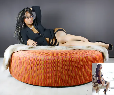 Black-Haired Asian MILF Poses in Lingerie and Glasses – photo 4 of 14