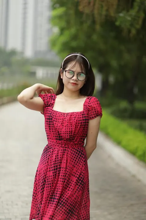 Asian Woman in Glasses Poses Nude Outdoors – photo 7 of 21