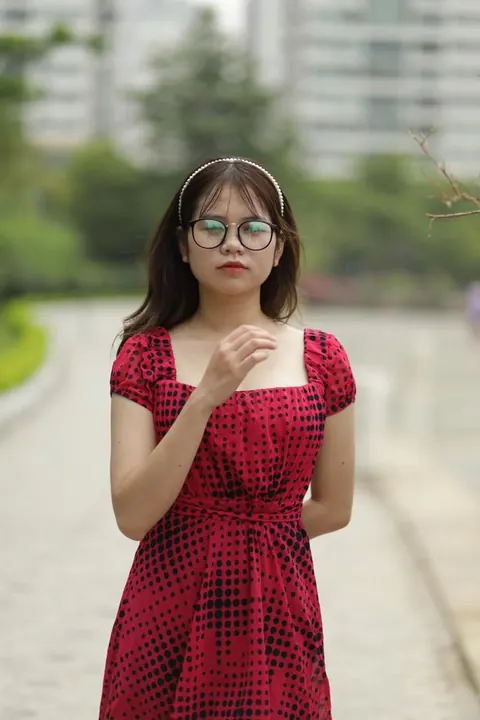 Asian Woman in Glasses Poses Nude Outdoors – photo 4 of 21