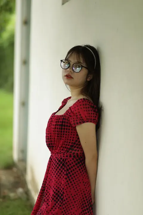 Asian Woman in Glasses Poses Nude Outdoors – photo 14 of 21