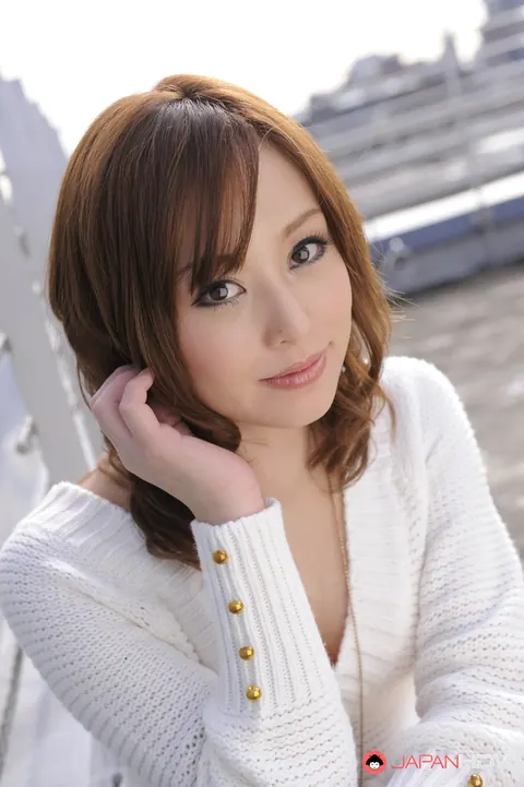 Japanese Redhead Flashes Her Pussy in a Skirt and Boots Outdoors – photo 7 of 15