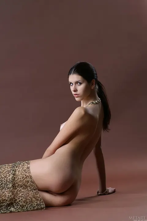 Tall Brunette PAWG Poses and Strips Nude – photo 6 of 21