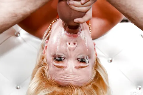 Samantha Rone: Blonde with Natural Tits Deepthroats Partner and Takes a Facial – photo 5 of 16