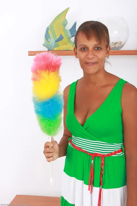 Ebony Brunette MILF Pulls Panties Aside to Spread – photo 2 of 21