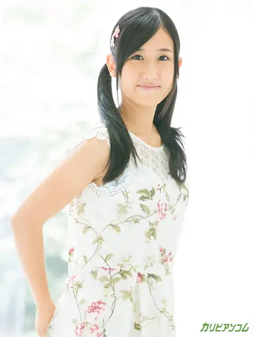 Suzu Ichinose – Skinny Japanese Woman Strips and Rides Her Partner Cowgirl