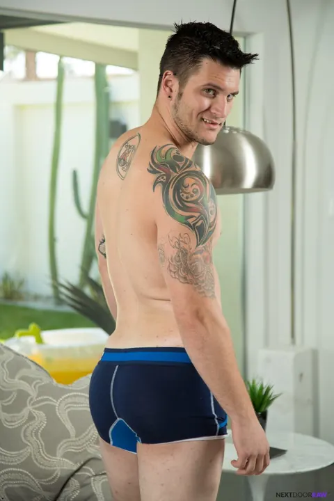Slim Hairy Men Kiss and Fuck Bareback – photo 4 of 21