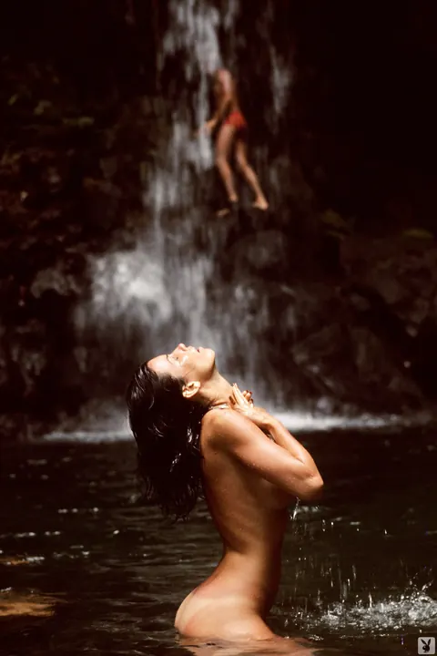 Jill De Vries: Skinny MILFs Strip Out of Their Bikinis in the Forest – photo 13 of 15