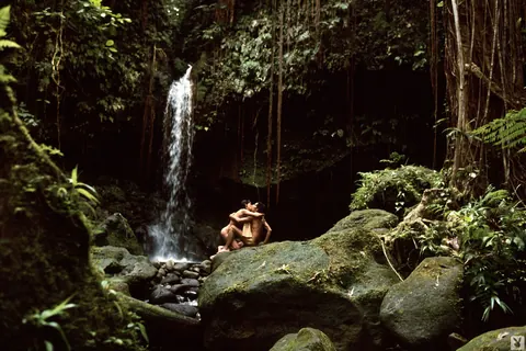Jill De Vries: Skinny MILFs Strip Out of Their Bikinis in the Forest – photo 5 of 15