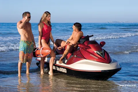 Jennifer Stone: Tall Brunette MILF Takes Double Penetration on the Beach – photo 1 of 12