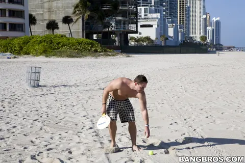 Sarah Vandella: Thick Blonde MILF in a Bikini and Shorts Fucks on the Beach – photo 8 of 21