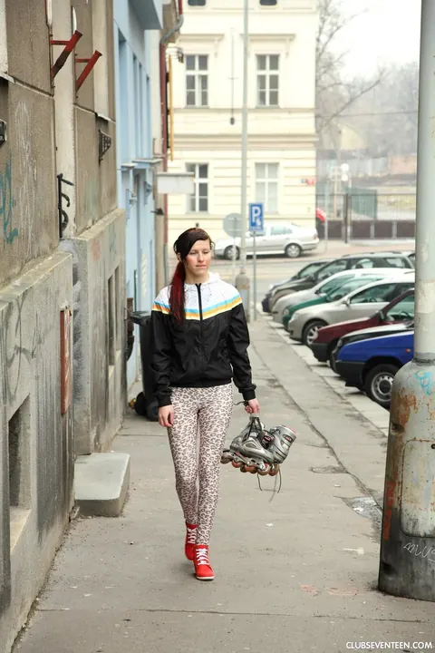 European Woman Undresses and Shows Her Body – photo 1 of 21