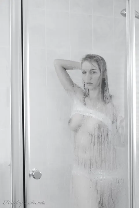 Hayley Marie Coppin: Slim Blonde MILF in Panties Shows Her Big Tits in the Shower – photo 7 of 12