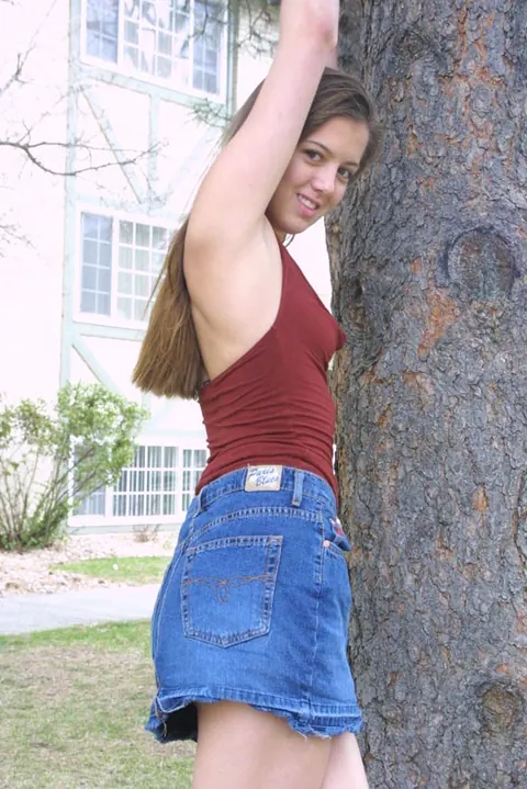 Becky LeSabre: Tall Brunette with Natural Tits and a Tattoo Poses Nude – photo 18 of 20