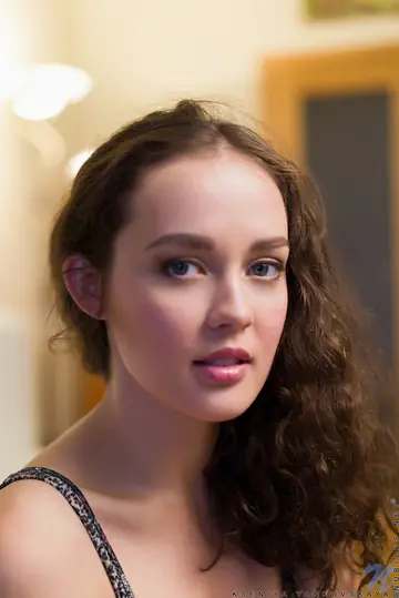 Ksenia Yankovskaya – Russian Brunette Undresses and Spreads Her Pussy in Close-Up