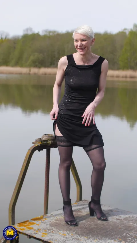 Mia Wallace: Petite MILF in Stockings Flashes Her Pussy Outdoors – photo 17 of 21
