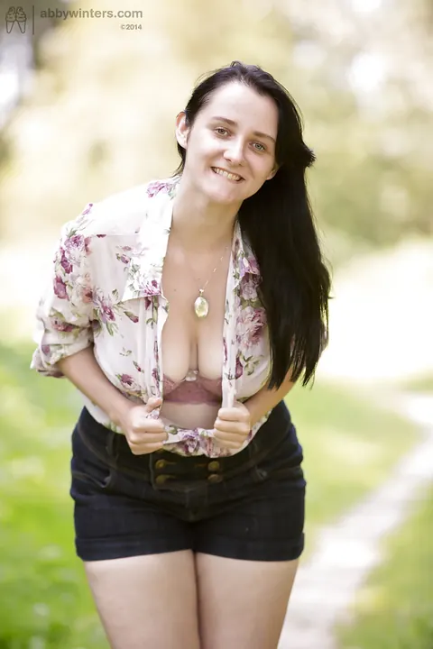 Aeryn Walker: Thick Brunette Strips Outdoors, Fingers Her Hairy Pussy and Spreads – photo 2 of 16