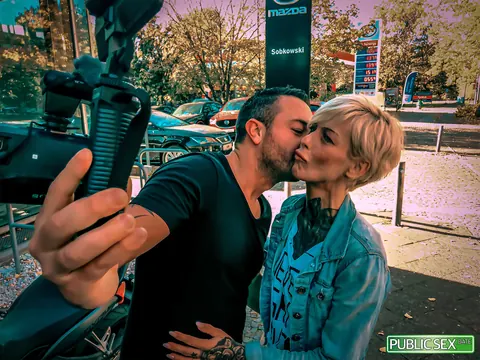 Blonde PAWG Sucks and Rides Her Man in Public – photo 2 of 12