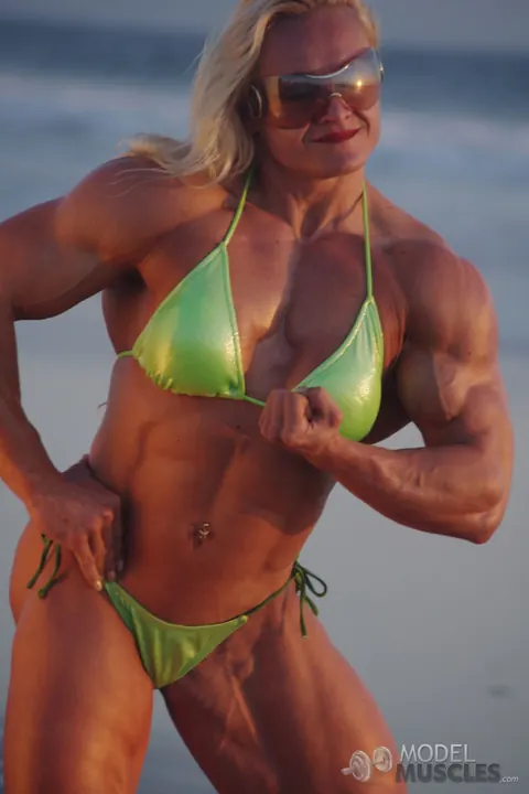 Brigita Brezovac: Thick Blonde MILF Flexes Her Big Ass in a Bikini on the Beach – photo 9 of 15