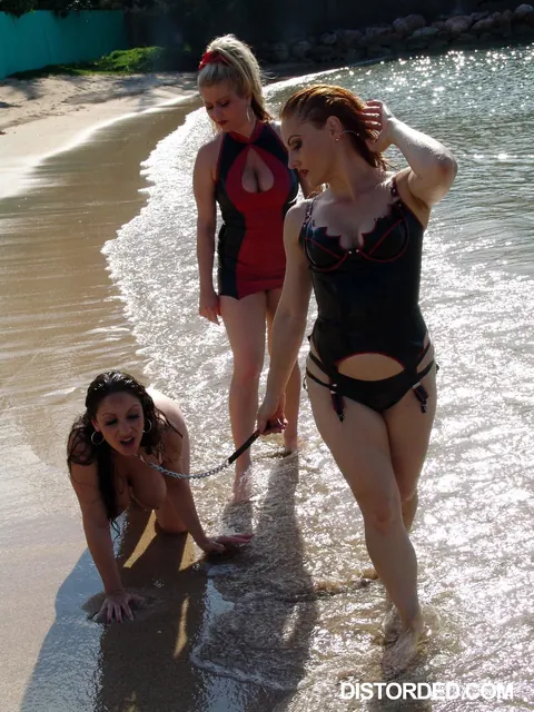Jewell Marceau: Busty Blonde, Thick Brunette and Redhead Kiss in Bikinis on the Beach – photo 19 of 21