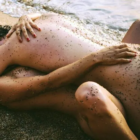 Julia Roca: European Brunette Undresses and Fucks on the Beach – photo 3 of 9