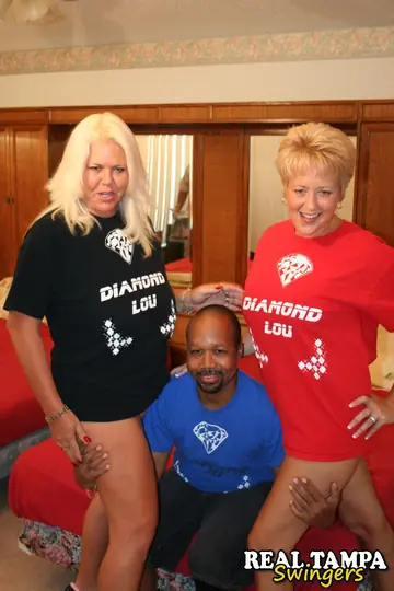 Tracy Lick – Blonde MILF Takes Anal Doggy in Group on the Bed
