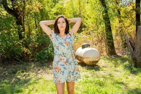 Mature Hairy Woman Spreads Outdoors Showing Her Bush – photo 3 of 21