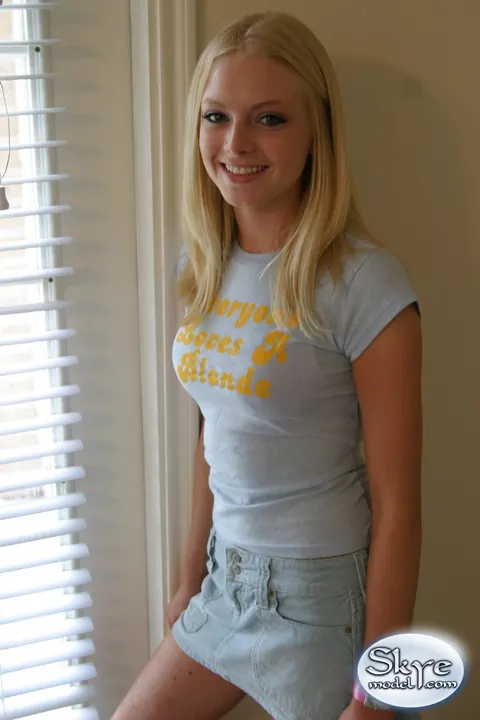 Skye Model: Blonde with Small Natural Tits and a Piercing Poses in a Skirt – photo 2 of 12