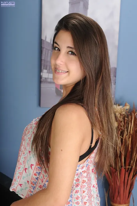 Natalie Monroe: Curvy Brunette Strips Out of Her Yoga Pants and Lingerie – photo 2 of 21
