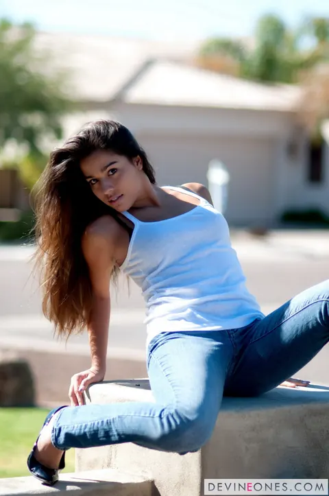 Latina in Jeans Masturbates with a Dildo and Fingers Herself – photo 1 of 12