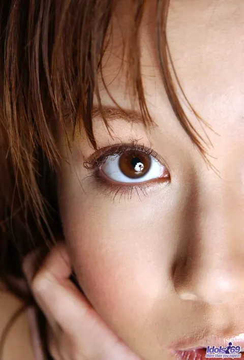 Hime Kamiya: Thick Japanese Redhead Undresses and Shows Her Hairy Bush – photo 3 of 16