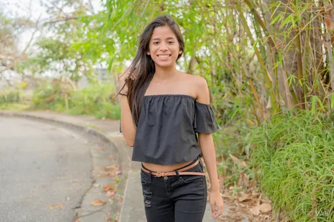 Karin Torres: Latina Brunette Poses Outdoors and Flashes in Public – photo 3 of 20