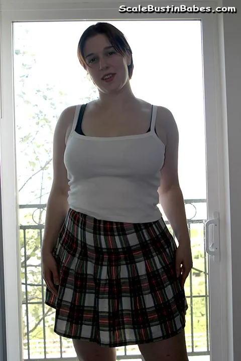 Curvy Redhead Undresses and Spreads Her Hairy Pussy – photo 1 of 19