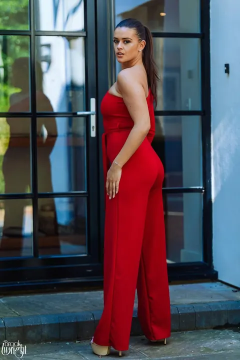 Brook Wright: British Brunette Reveals Her Big Tits After Red Pantsuit – photo 2 of 12