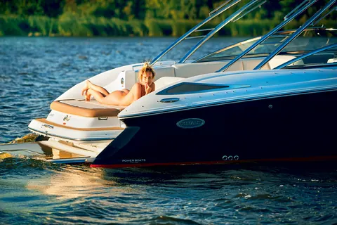 Malgosia Suszek: Polish Blonde Flaunts Her Big Natural Tits on a Yacht – photo 5 of 11
