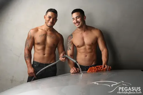 Tattooed Athletic Men Fuck on a Sports Car – photo 4 of 14