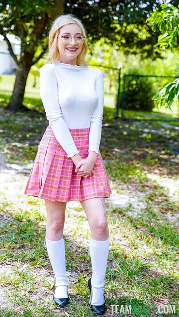 Skinny Blonde in Glasses Gets Fucked Outdoors